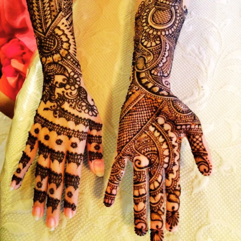 mehndi design simple