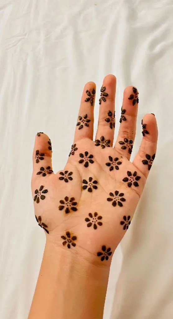 10 Easy Mehendi Design