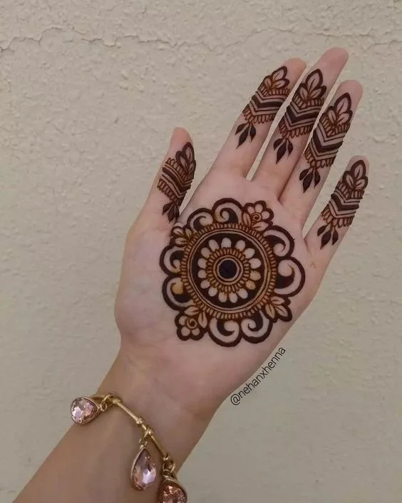 mehndi design simple