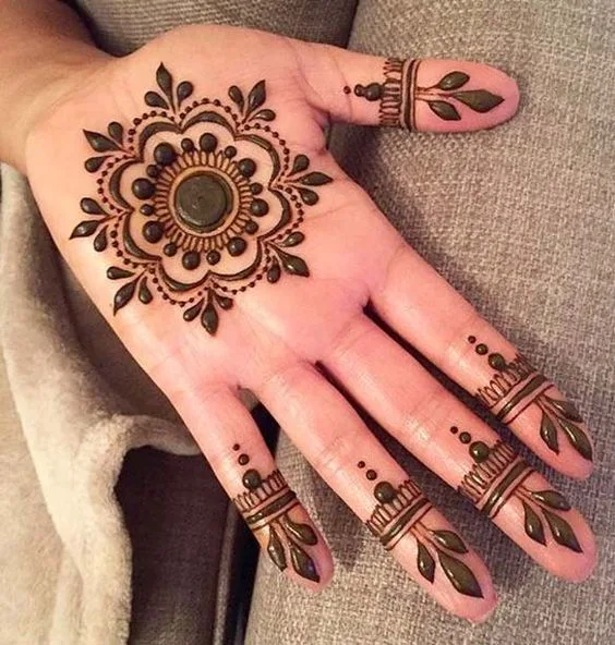 mehndi design simple
